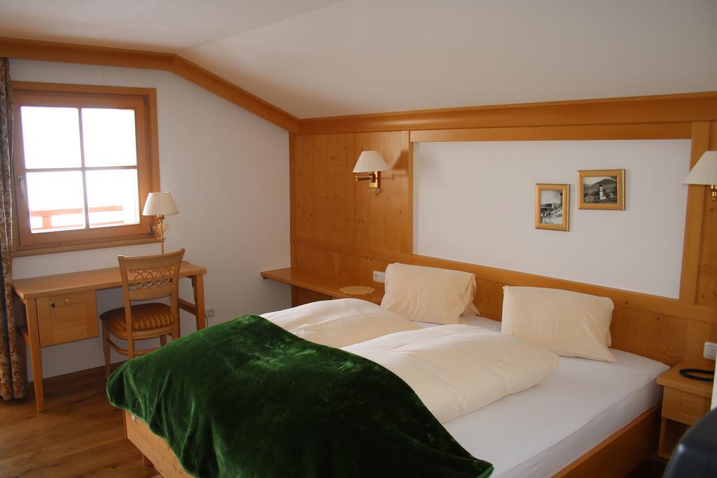 Hotel Schoene Aussicht Картитш Экстерьер фото