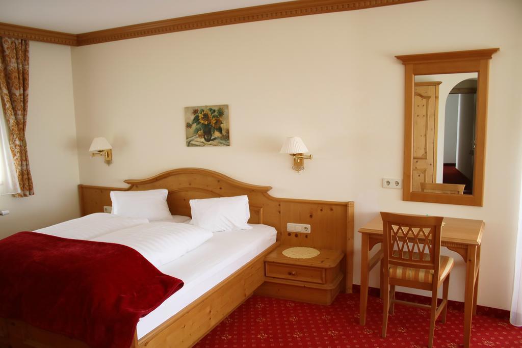 Hotel Schoene Aussicht Картитш Экстерьер фото