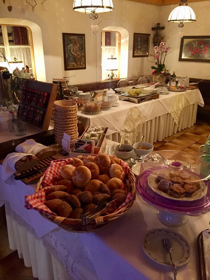 Hotel Schoene Aussicht Картитш Экстерьер фото