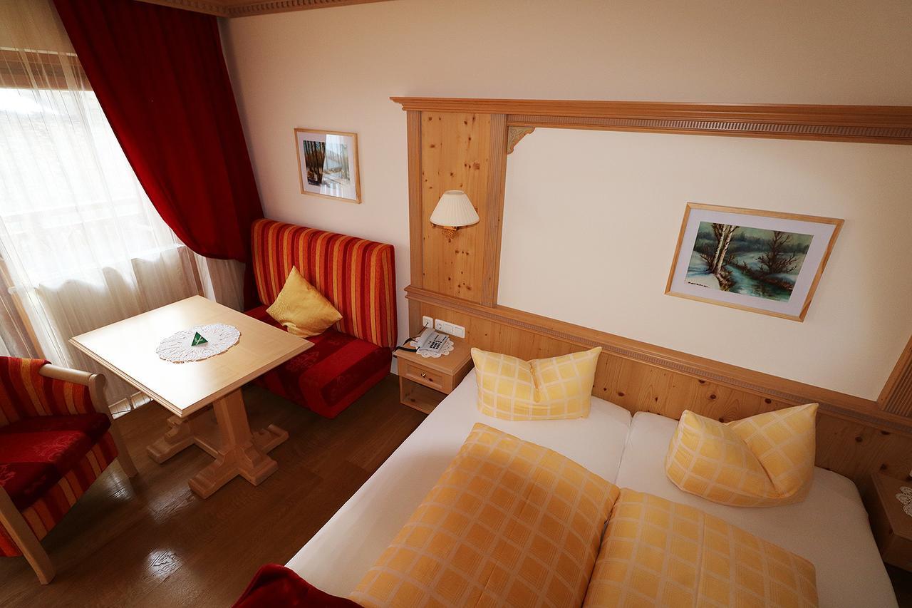 Hotel Schoene Aussicht Картитш Экстерьер фото